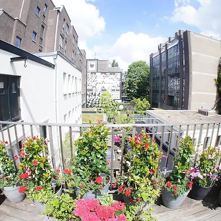 On The Roof ゲストハウス アムステルダム