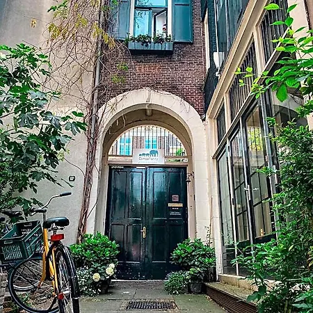 Guest house On The Roof Amsterdam