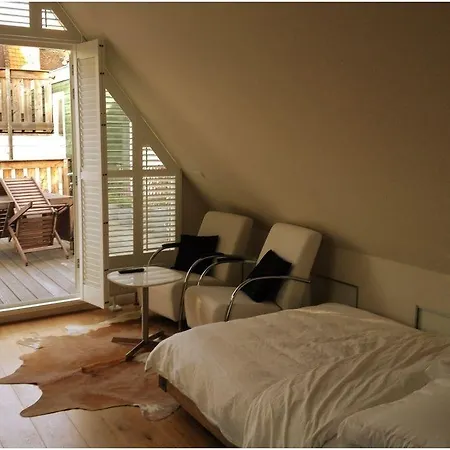 ゲストハウス On The Roof アムステルダム